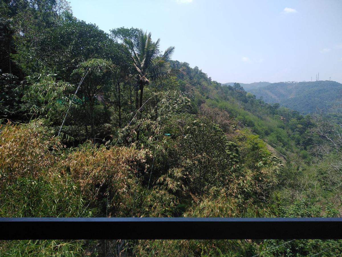 טקאדי Spring And Valley View מראה חיצוני תמונה